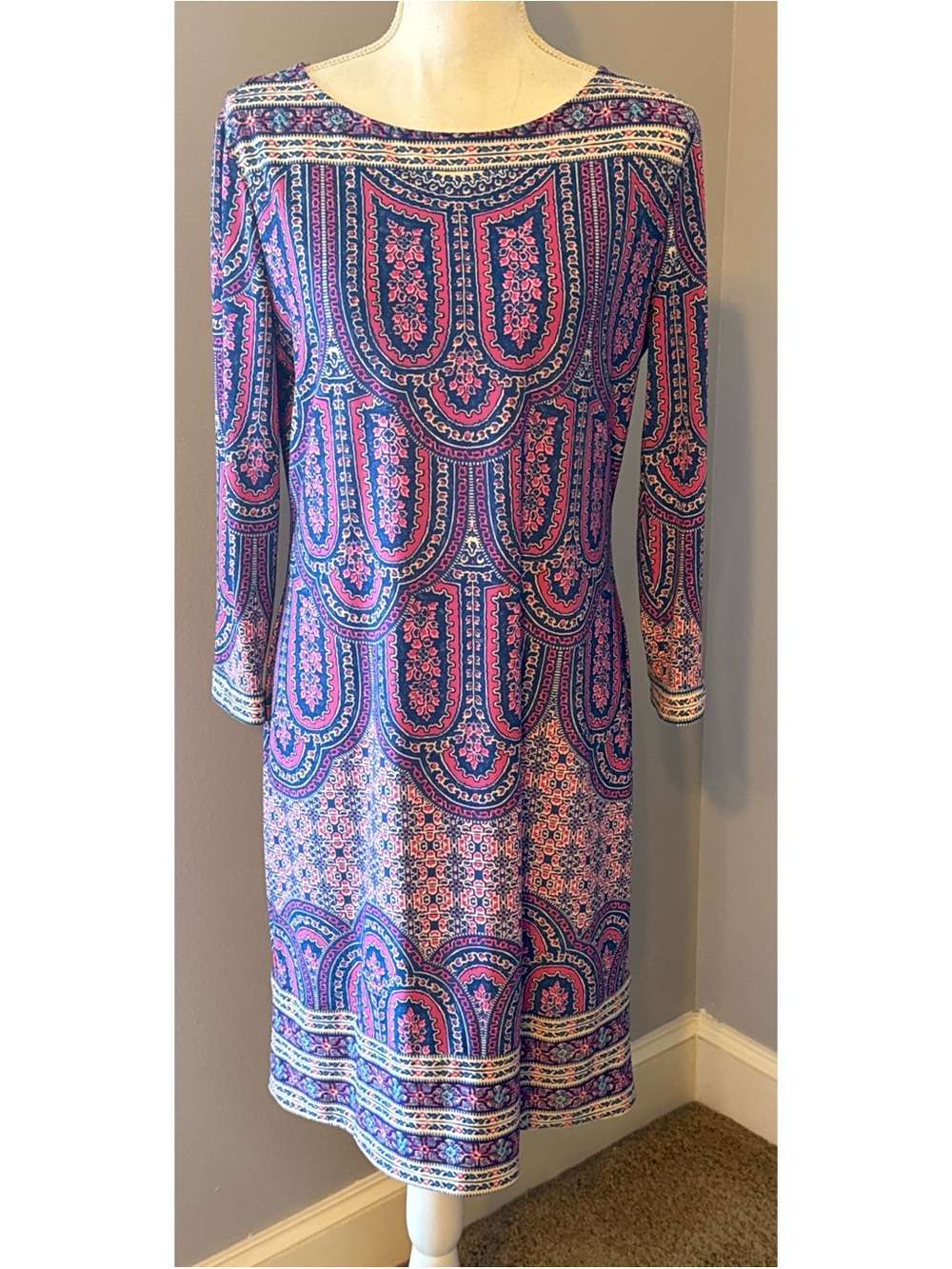 BCBGMAXAZRIA Printed Stretch Knit Shift Dress Size M Pink Blue Travel Friendly